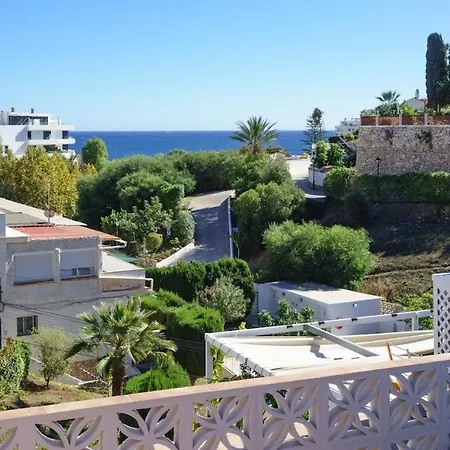 Apartment Coastal Calm, 2br With Seaview